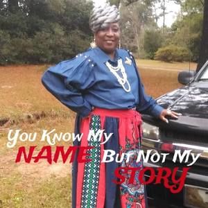 Meet your Posher, Juliette